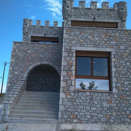 O Pyrgos Vila Skoutárion