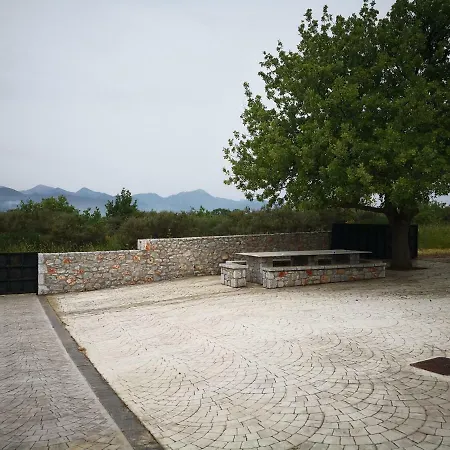 O Pyrgos Vila Skoutárion