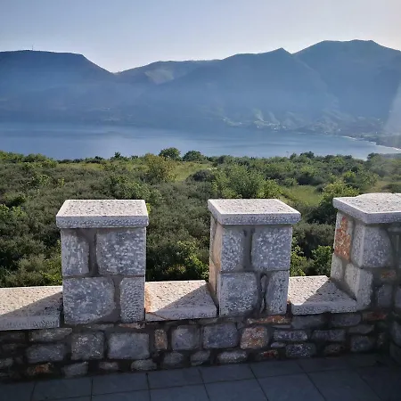 O Pyrgos Villa *